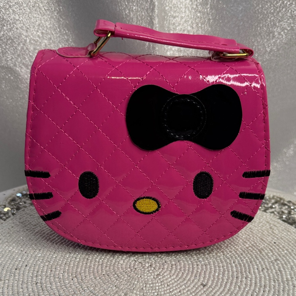 #56 Hello kitty pink crossbody bag